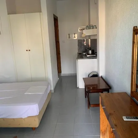 Blue Block Apartment *